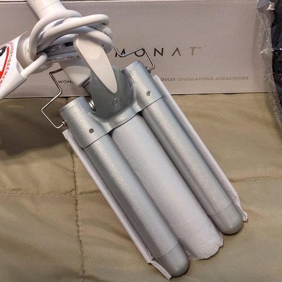 NIB Monat Ionic Ceramic Waver Hot Tool - Wonder Waves Deeper Waver - Picture 4 of 5